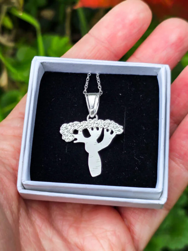 Collier en argent baobab